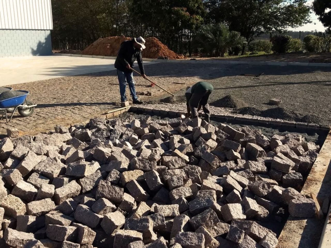 calçamento pedra paralelepipedo didi-pedras  